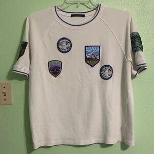 Louis Vuitton 2018 National Parks T-Shirt in white cotton with patches.
